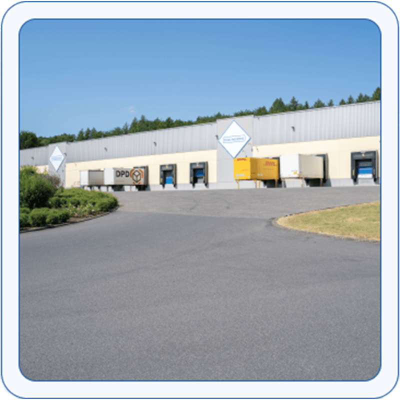Zunanji pogled na logistični center v Ransbach-Baumbachu