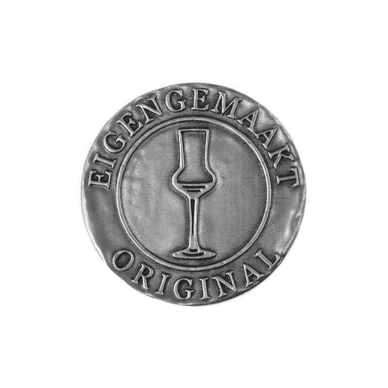 Kositra nalepka 'Eigengemaakt', okrogla, kovina, srebrna Kositra nalepka 'Eigengemaakt', okrogla, kovina, srebrna